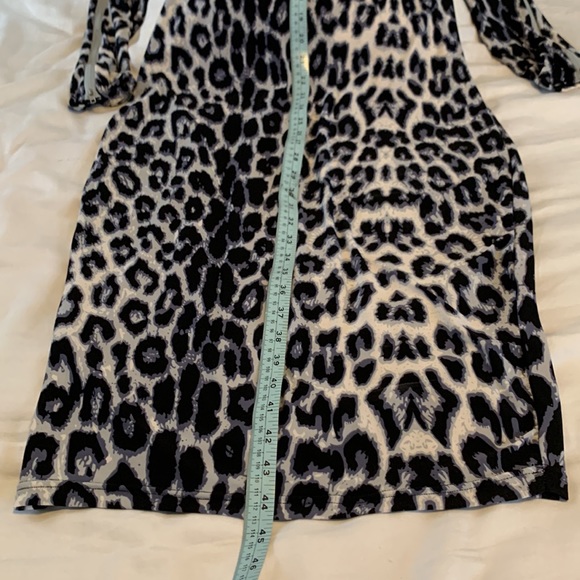 Dress, fitted, light weight for summer, long sleeves, Black White and Grey , L. - Picture 4 of 7